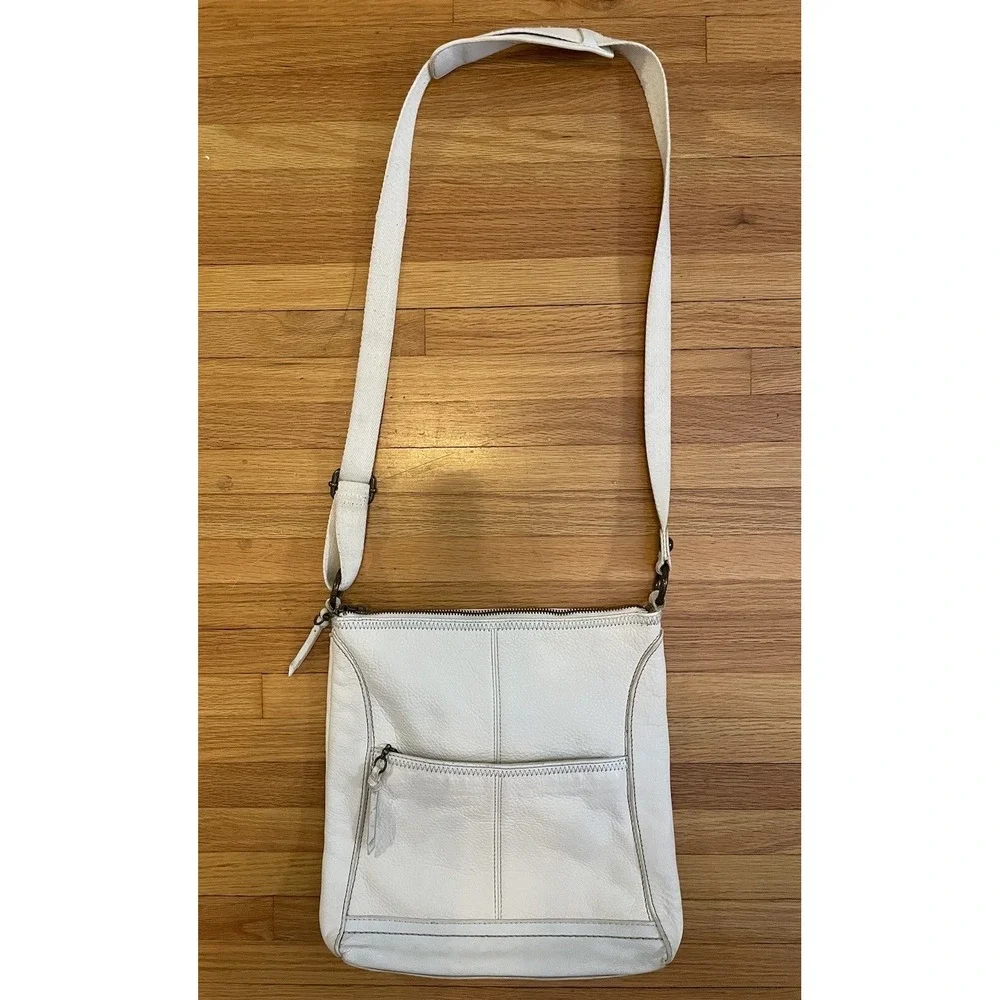 The Sak‎ Women's Lucia Crossbody Beige Pebble Leather Multi Pockets Zip Top